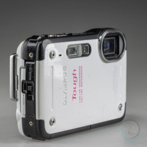 Olympus_Tough_TG-620_1