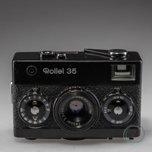 Rollei_35_Black_2