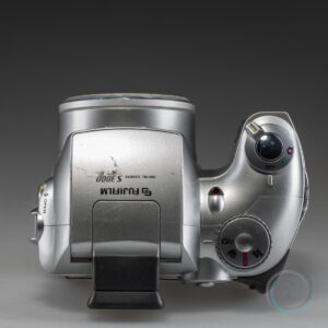 FujiFilm_FinePix_S3000_6