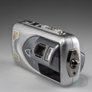 Nikon_Coolpix_3500_3