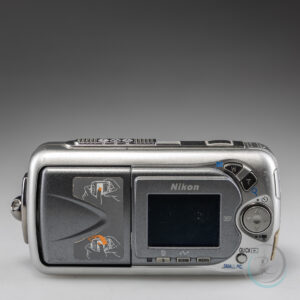 Nikon_Coolpix_3500_4