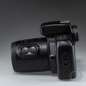 Canon_EOS_700_4