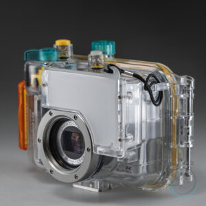 Canon_PowerShot_A70_UnderwaterBox_4
